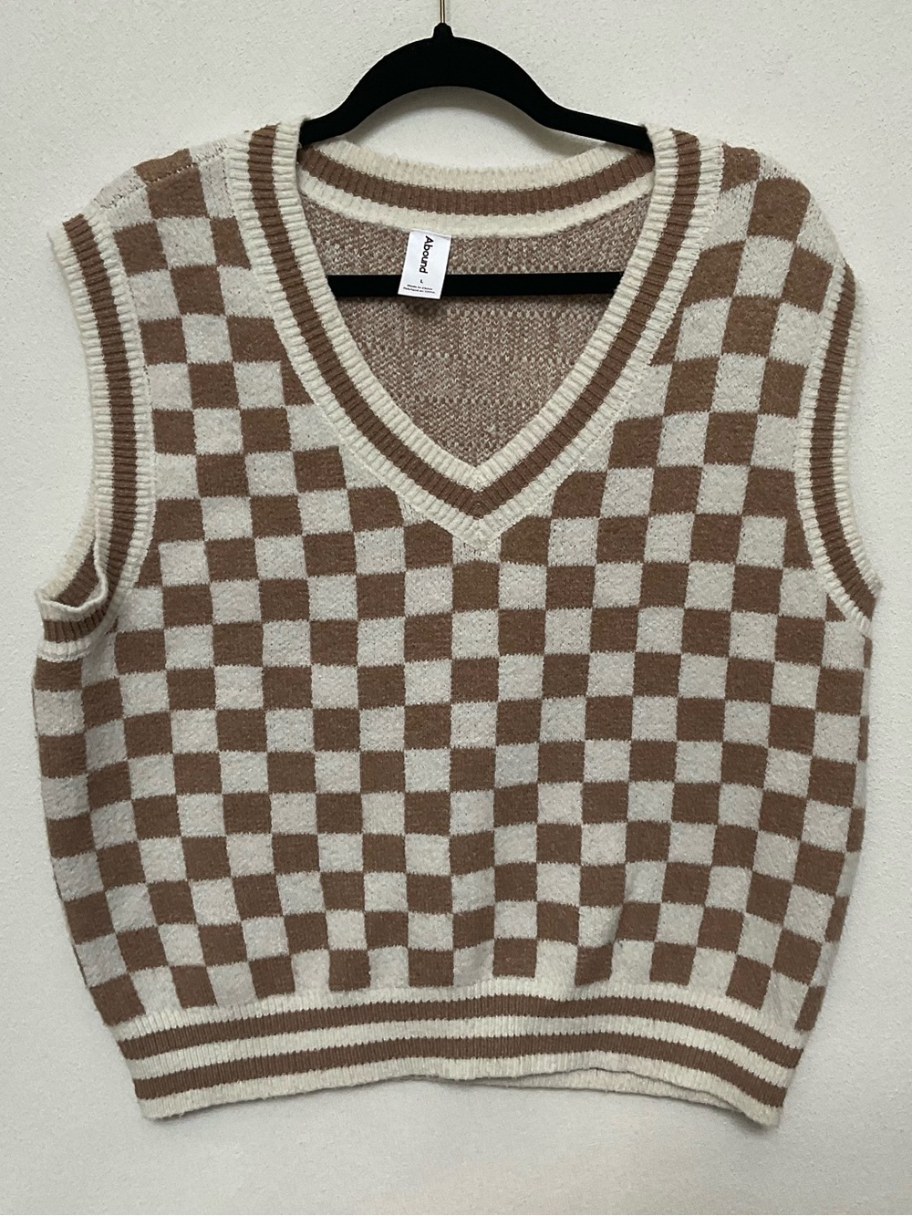 Abound Tan, Cream Checkerboard Knit Sweater Vest Size Large Neutral